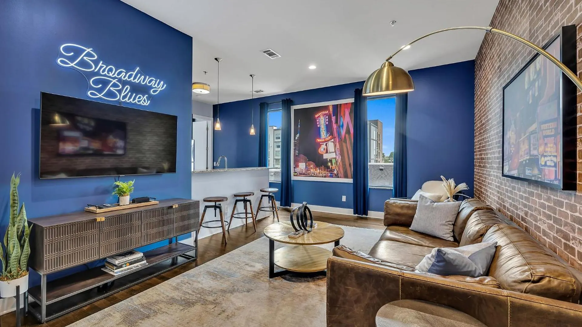 Broadway Blues At Lofts At Vandy West End Nashville
